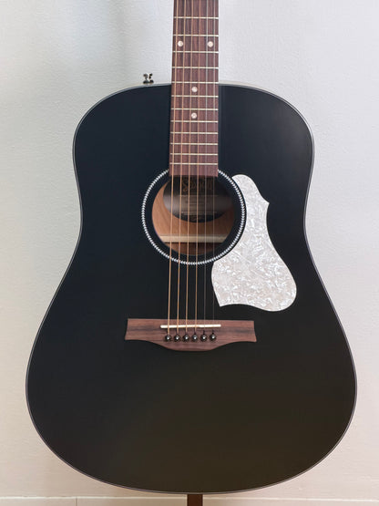 Seagull Guitars S6 Classic Acoustic-electric Guitar with a gigbag