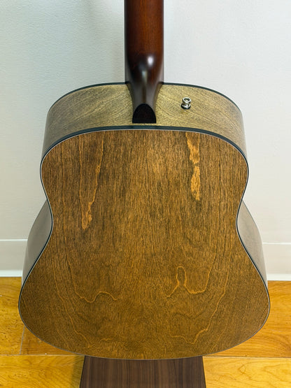 Seagull Guitars S6 Classic Acoustic-electric Guitar with a gigbag