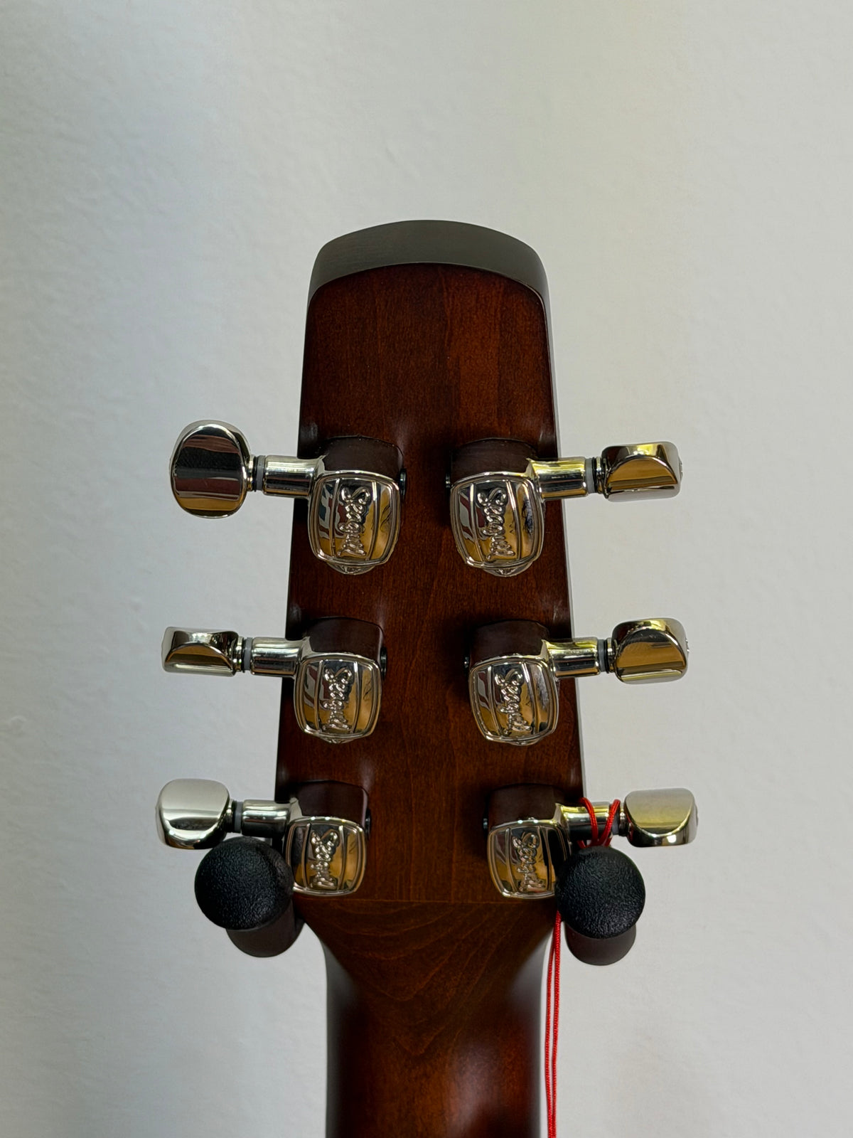 Seagull Guitars S6 Classic Acoustic-electric Guitar with a gigbag