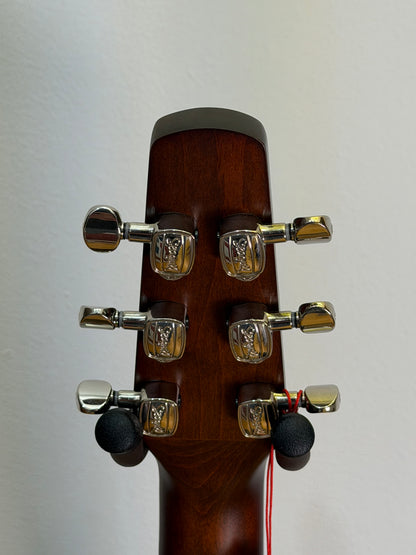 Seagull Guitars S6 Classic Acoustic-electric Guitar with a gigbag
