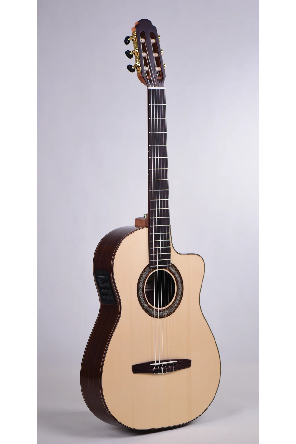 Altamira FZ-2 Fusion classical guitar